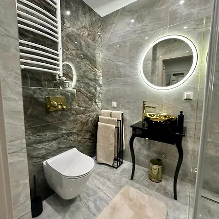 Golden Daire